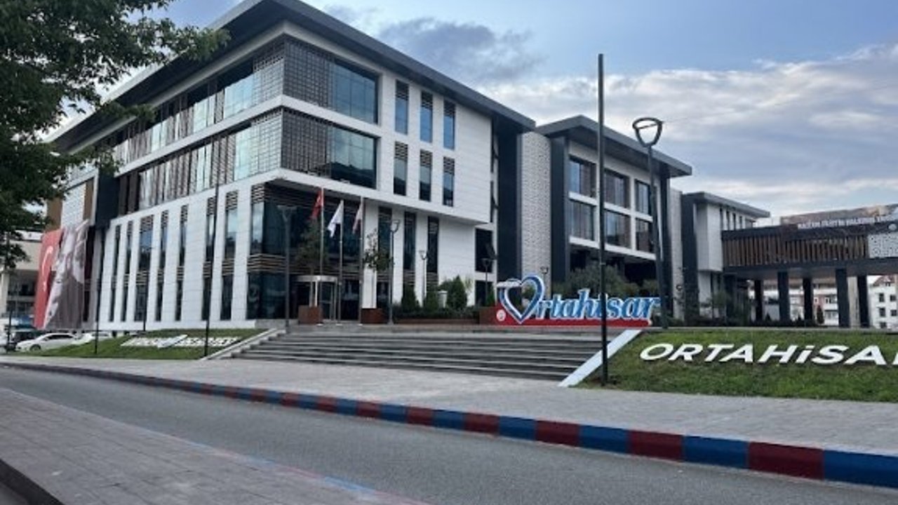 CEVAT KOL’UN OĞLU AHMET UTKU KOL GÖREVDEN ALINDI