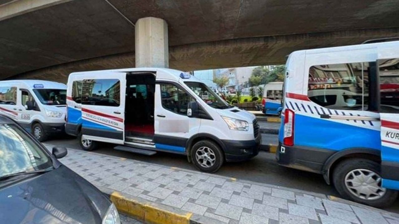 TRABZON’DA DOLMUŞLAR YENİ SİSTEME GEÇİYOR