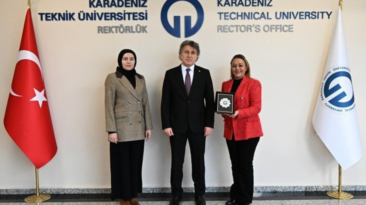 KTÜ’DE DEVİR TESLİM TÖRENİ GERÇEKLEŞTİRİLDİ