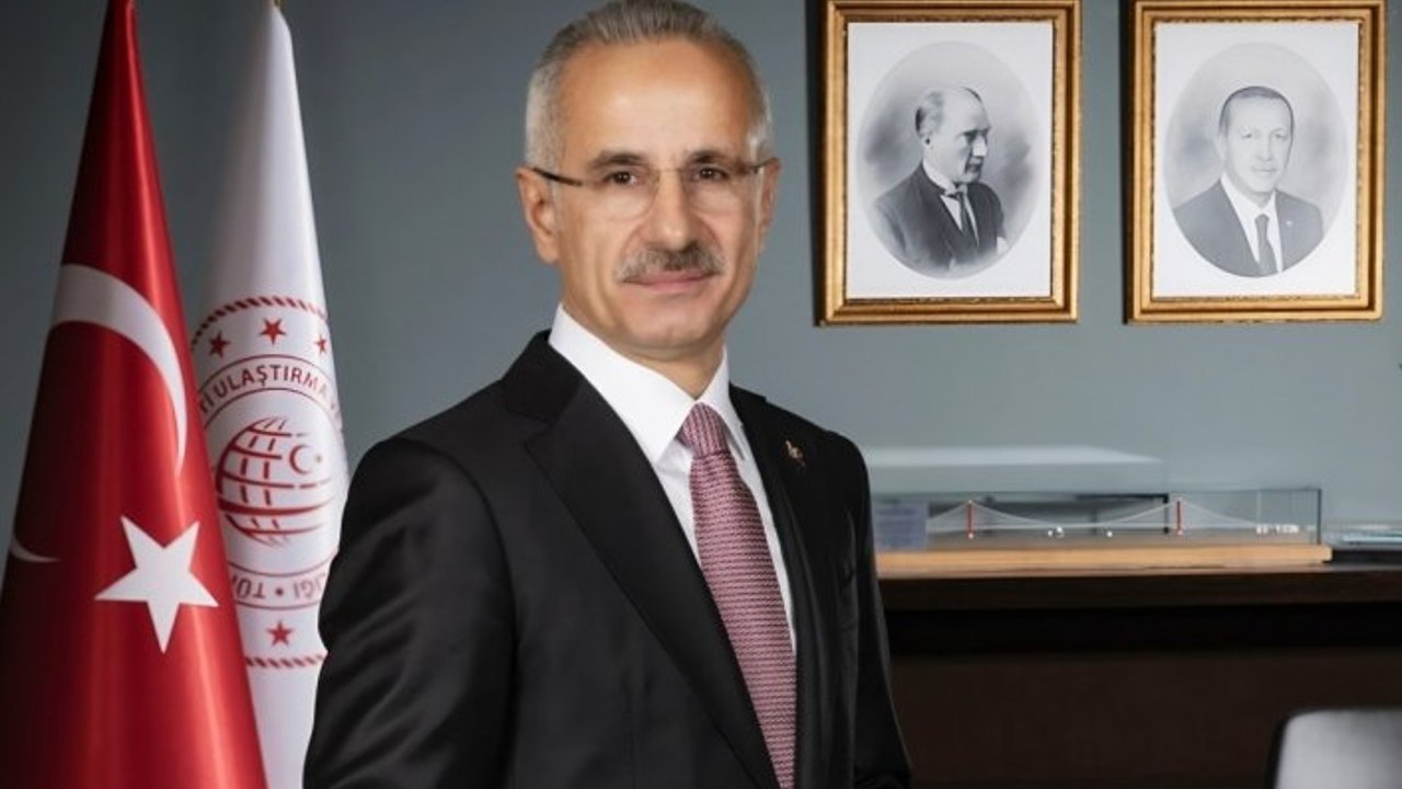 BAKAN URALOĞLU AÇIKLADI ŞEHİRLERARASI OTOBÜSLERDE AİLELERE İNDİRİM