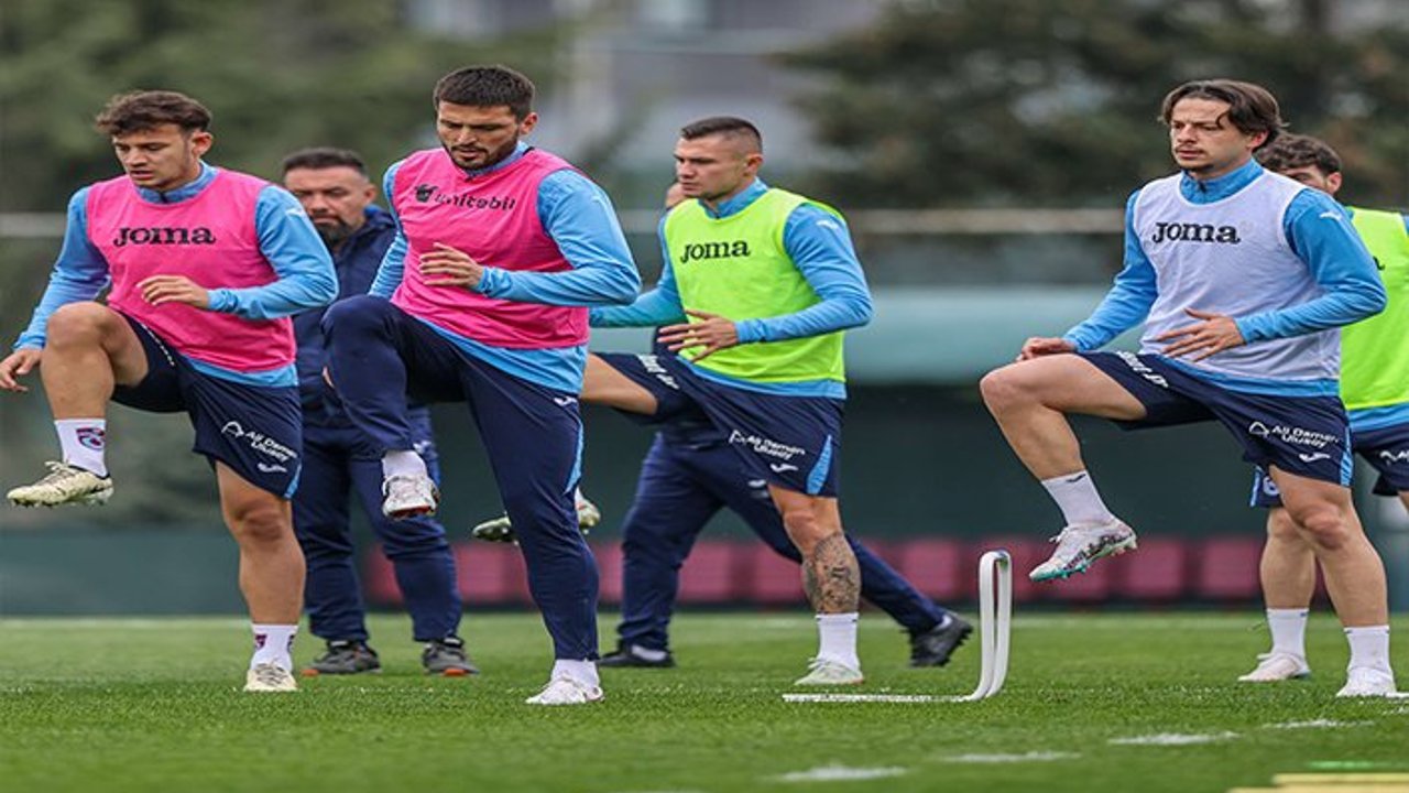 BORDO MAVİLİ EKİPTE GÖZTEPE MESAİSİ