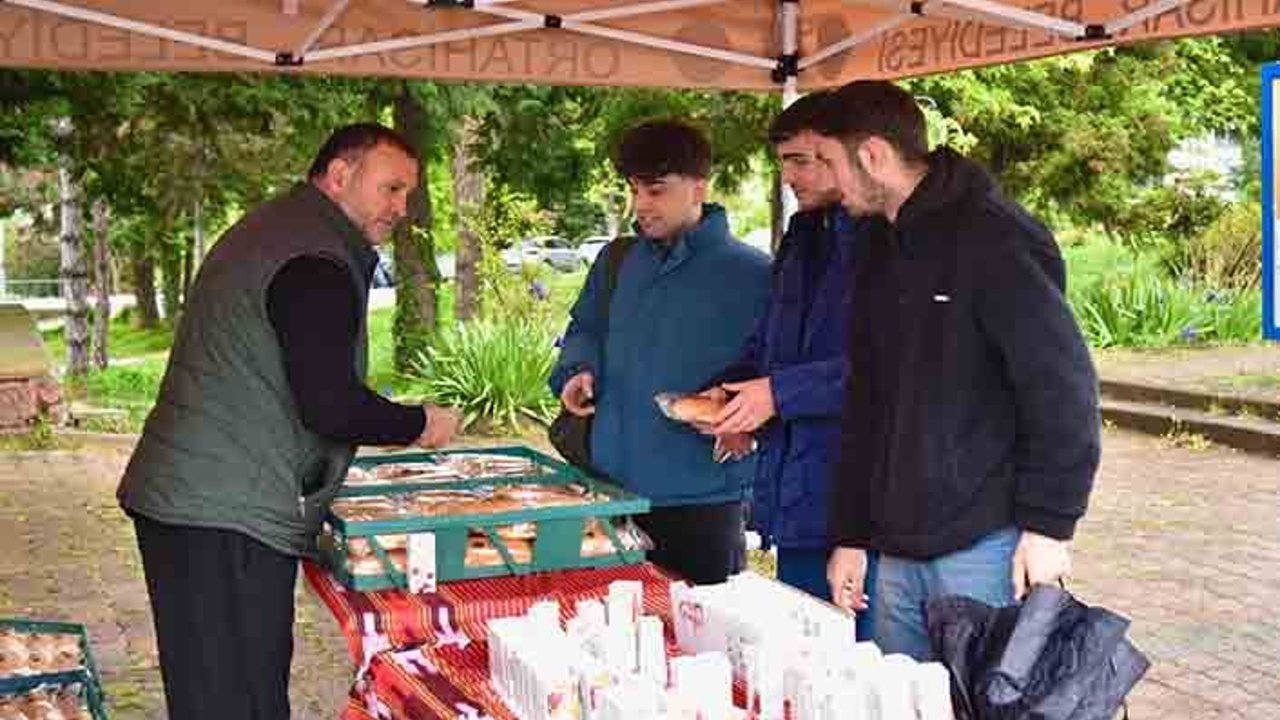 ORTAHİSAR BELEDİYESİ, SINAV HAFTASINDA DA ÖĞRENCİLERİN YANINDA