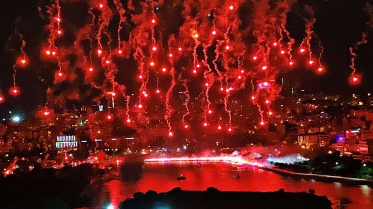 Trabzonspor taraftarlarından anlamlı kuruluş yıldönümü kutlaması