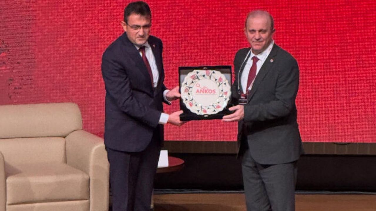 “ÜNİVERSİTELER, DİJİTAL DÖNÜŞÜMÜN EN ÖNEMLİ PAYDAŞLARIDIR”