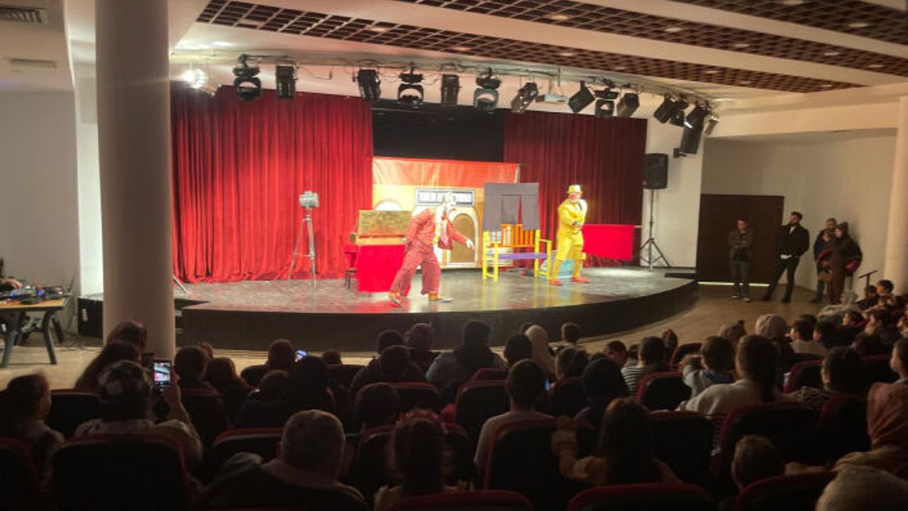 KÜLTÜR VE SANAT ETKİNLİKLERİ ARALIKSIZ DEVAM EDİYOR