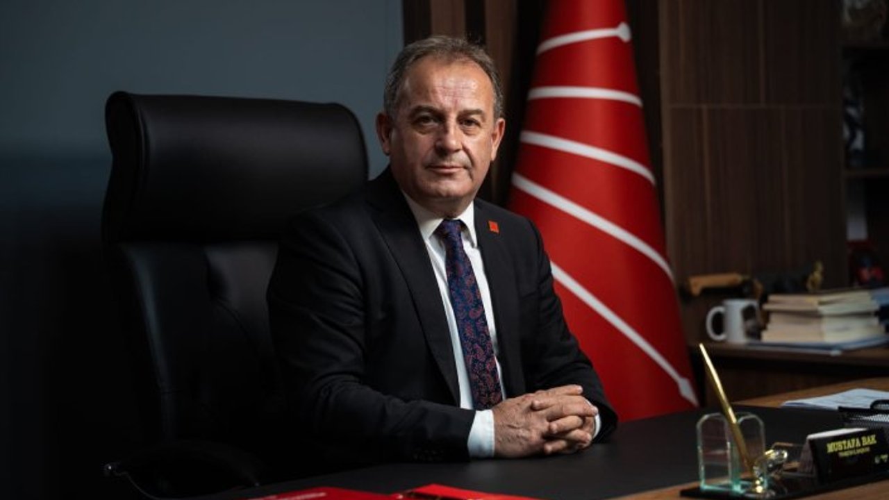 CHP İL BAŞKANI BAK’TAN BÜYÜKŞEHİR’E ‘BORÇLANMA’ TEPKİSİ