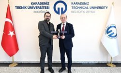 TÜBİTAK UZAY MÜDÜRÜ MEHMET NEFES’TEN KTÜ’YE ZİYARET