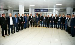 BAŞKAN YARDIMCISI ÖZÇİLİNGİR, MUHTARLARLA BAYRAMLAŞTI