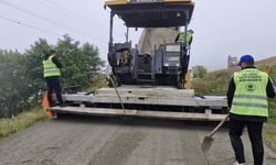 TRABZON’DA 4 İLÇEDE 13 KİLOMETRELİK YOL KURU BETONLA KAPLANDI