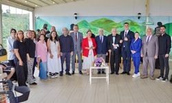 ATATÜRK’ÜN SEVDİĞİ ŞARKILAR, HUZUREVİ SAKİNLERİ İÇİN SESLENDİRİL