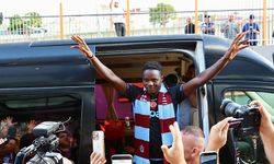 TRABZONSPOR'A 22'LİK FORVET