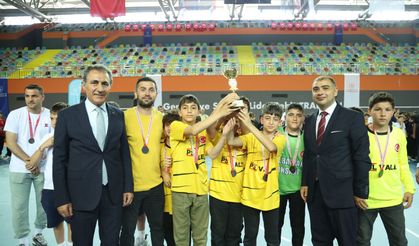 OKUL SPORLARI 2. DÖNEM TOPLU ÖDÜL TÖRENİ GERÇEKLEŞTİRİLDİ