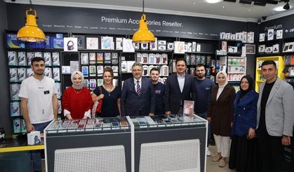 BAŞKAN GENÇ ESNAF VE VATANDAŞLARLA BULUŞTU