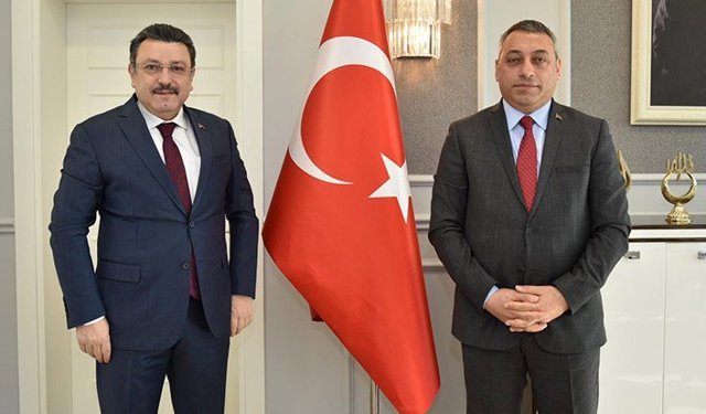 GENÇ VE ÇEBİ KÜSTÜ MÜ?