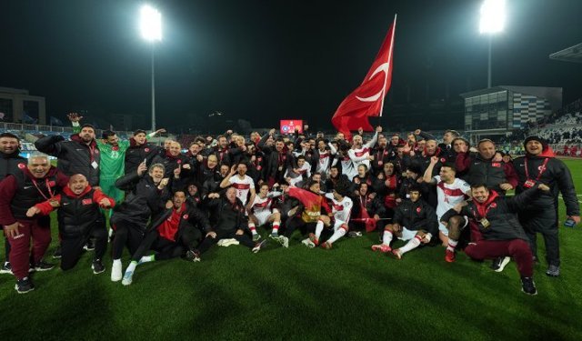 DÜNYA KUPASINDAYIZ!