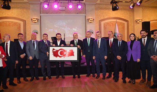 BAŞKAN GENÇ: “EĞİTİME YAPILAN HER KATKI KUTSALDIR”