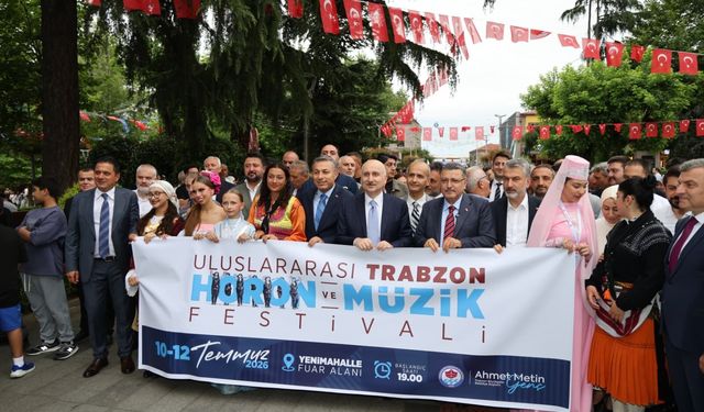 TRABZON HORON VE MÜZİK FESTİVALİ COŞKUYLA BAŞLADI