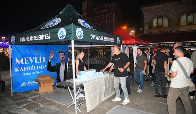 ORTAHİSAR BELEDİYESİ’NDEN MEVLİT KANDİLİNDE SİMİT VE LOKMA İKRAMI