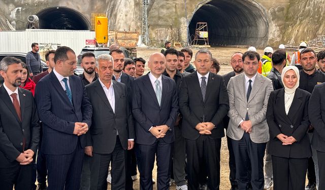 GÜNEY ÇEVRE YOLU'NDA İLK TÜNELDE IŞIK GÖRÜLDÜ