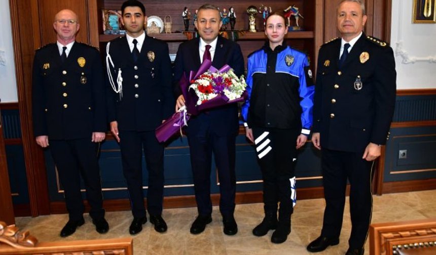 POLİS HAFTASI KAPSAMINDA VALİ ŞAHİN’E ZİYARET