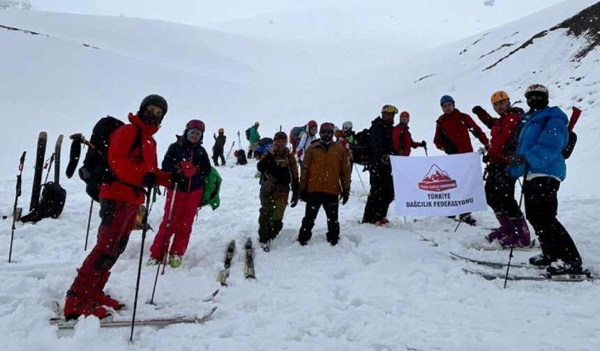 TRABZON’DA DAĞ KAYAĞI EĞİTİMİ İLK KEZ DÜZENLENDİ