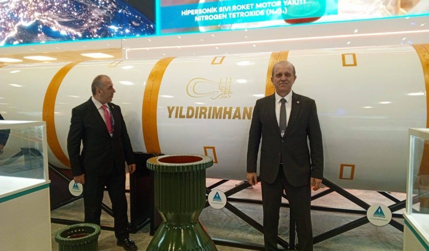 YERLİ FÜZE “YILDIRIMHAN”NIN TANITIMINDA KTÜ YERİNİ ALDI
