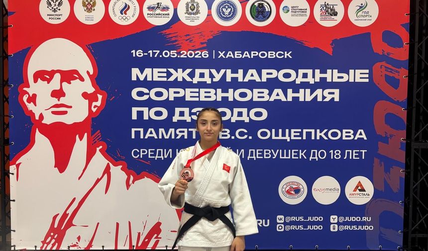HABAROVSK’TA AHSEN YILDIRIM FIRTINASI