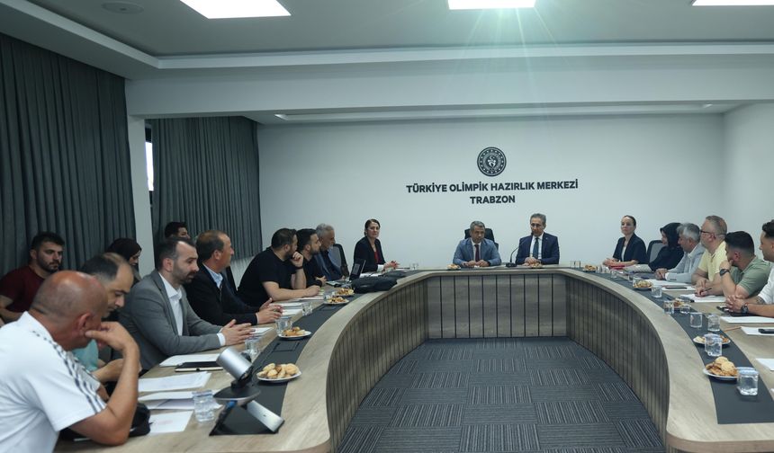 SPOR KULÜPLERİ VE SPOR BİLGİ SİSTEMİ BÖLGE TOPLANTISI TRABZON’DA