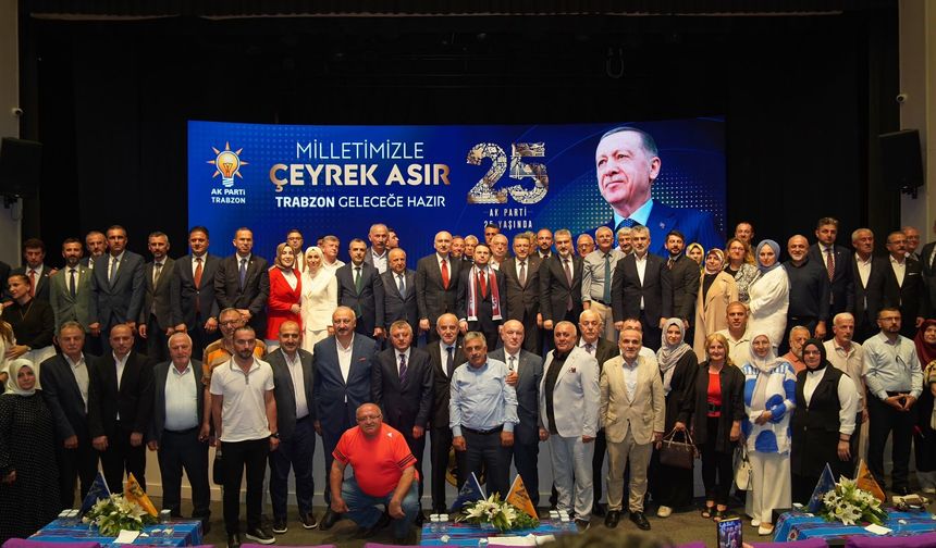 BAKAN GÜRLEK'TEN TEŞKİLATA "GÖNÜLLERE DOKUNARAK ÇALIŞACAĞIZ" MESAJI