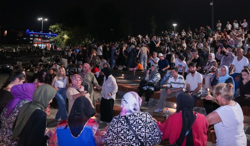GANİTA AKŞAMLARI’NDA MÜZİK ŞÖLENİ DEVAM EDİYOR