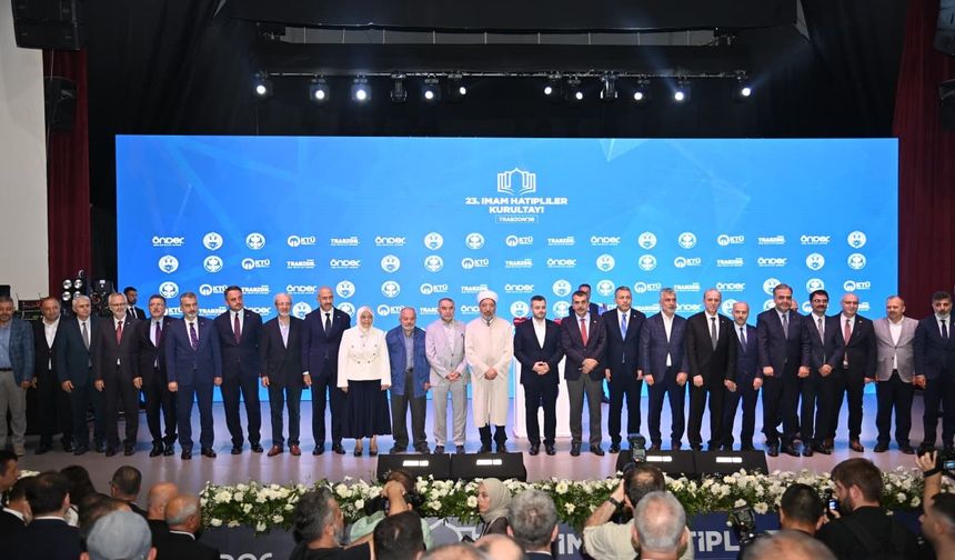 BAŞKAN GENÇ: İMAM HATİP MÜCADELESİ BİR MEDENİYET MEFKURESİDİR
