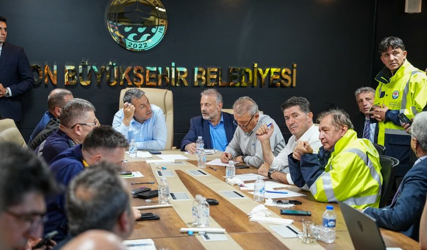 BAŞKAN KAYA: “EKİPLERİMİZLE 7/24 TEYAKKUZ HALİNDEYİZ”