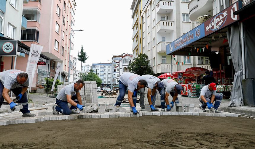 AKÇAABAT’IN YOLLARI ADIM ADIM YENİLENİYOR