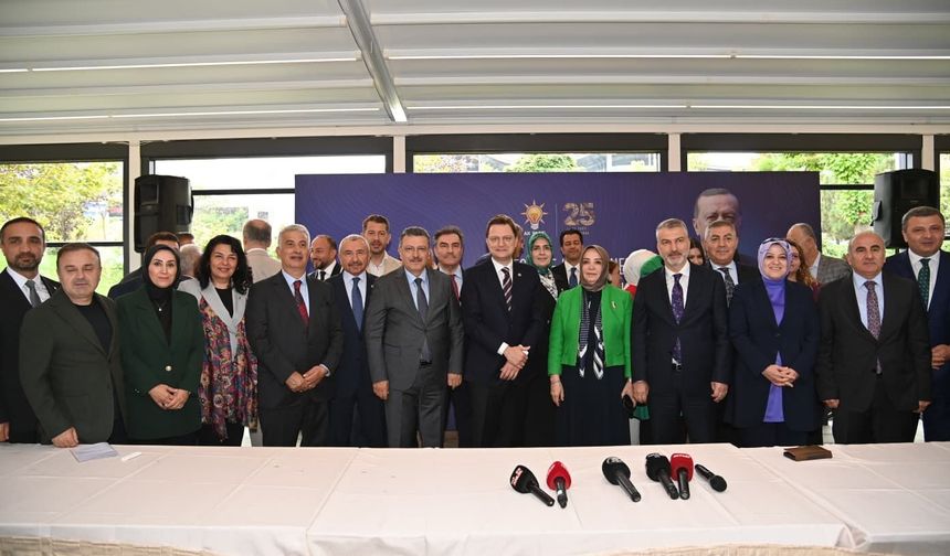 “MİLLETİMİZLE BİRLİKTE YENİ BİR YOLCULUĞA ÇIKIYORUZ”