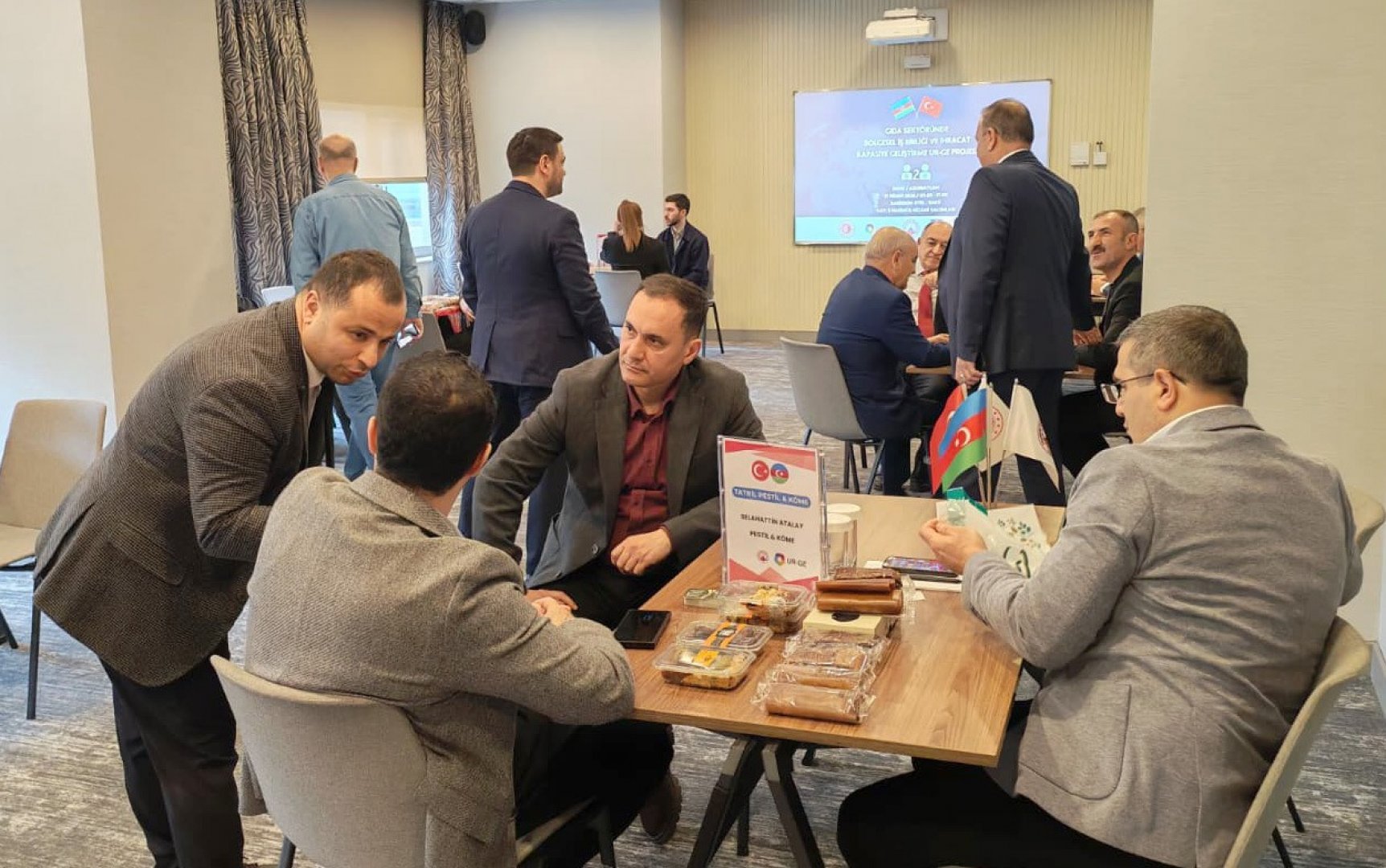 BÖLGE GIDA SEKTÖRÜ AZERBAYCAN'DA İKİLİ İŞ GÖRÜŞMELERİ GERÇEKLEŞTİRDİ