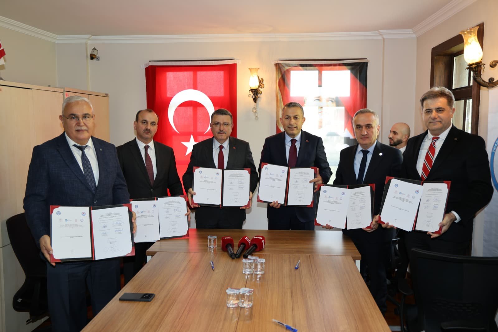 BAŞKAN GENÇ: ÖZEL BİREYLERİN YAŞAM KALİTESİNİ YÜKSELTMEYE KARARLIYIZ