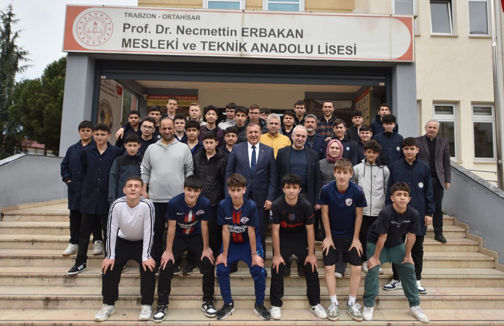 BAŞKAN ÇELEBİ,KARİYER GÜNLERİ ETKİNLİĞİNE KATILDI
