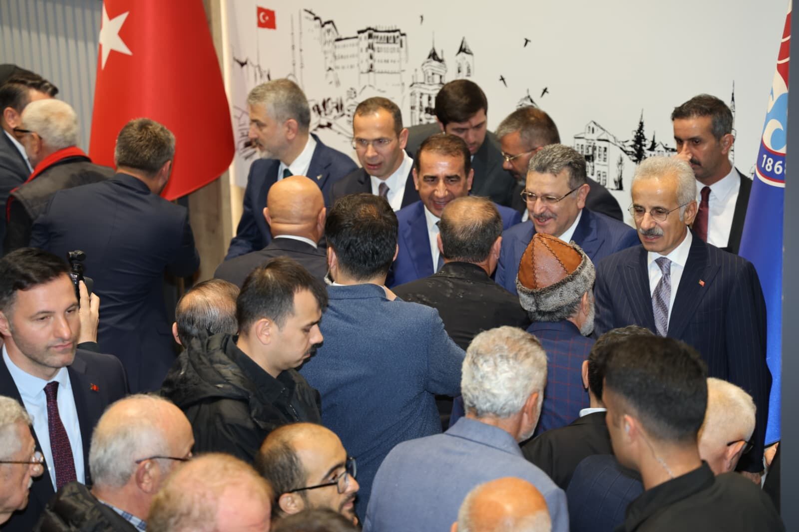 TRABZON BAYRAMLAŞTI