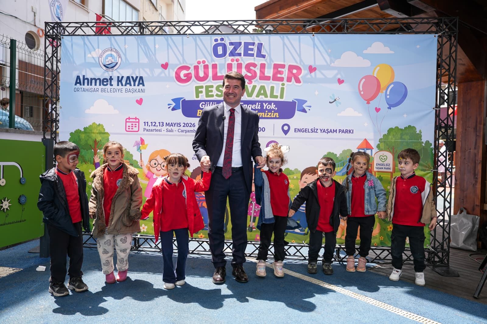 ORTAHİSAR BELEDİYESİ’NDEN ÖZEL BİREYLERİN YÜZÜNÜ GÜLDÜREN FESTİVAL