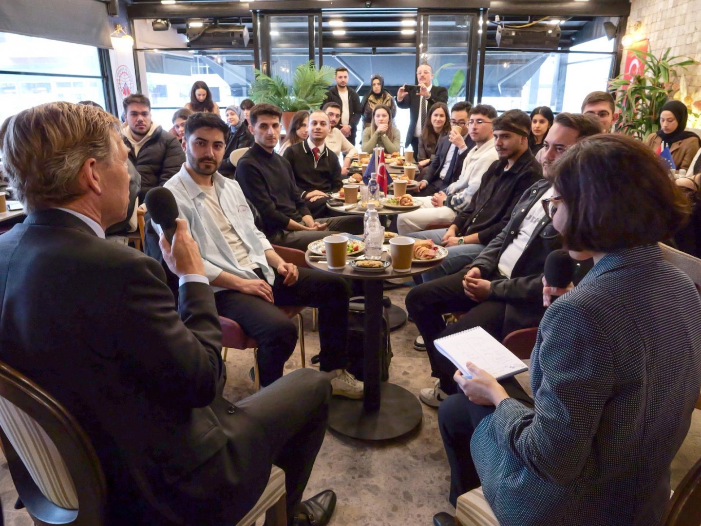 TRABZON'DA AB DİYALOĞU GENÇLERLE GÜÇLENİYOR