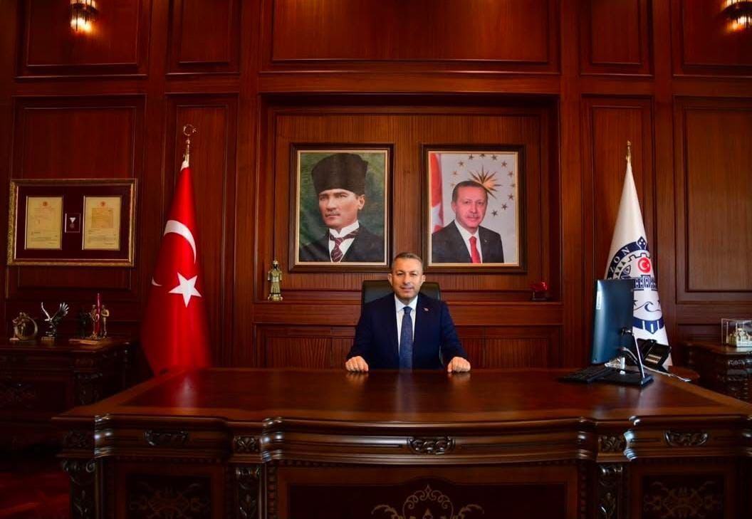 VALİ ŞAHİN SAHİL GÜVENLİK KOMUTANLIĞIMNIN KURULUŞ YIL DÖNÜMÜNÜ  KUTLADI