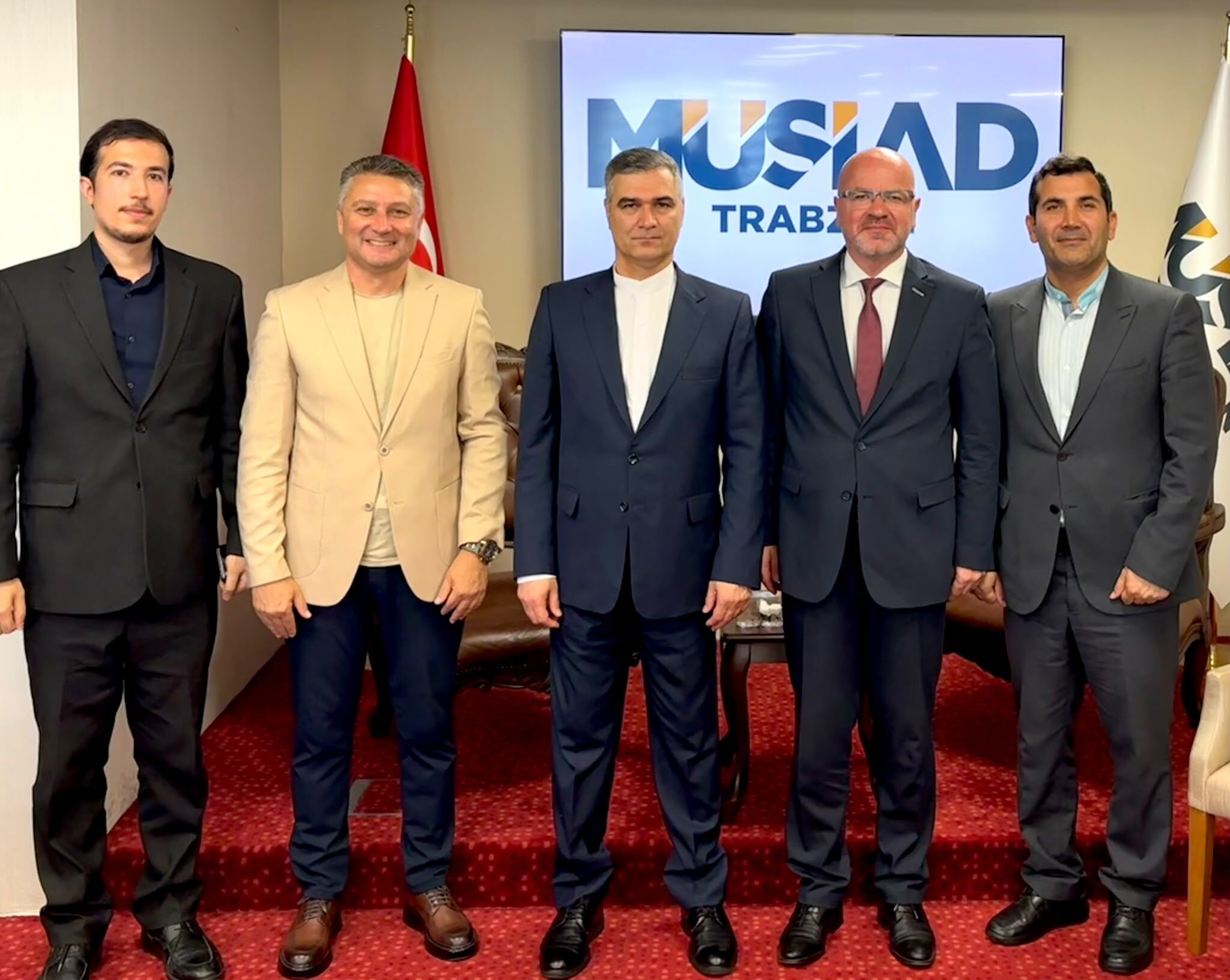 “DİREKT UÇUŞLAR TURİZM VE TİCARET İÇİN ÖNEMLİ”