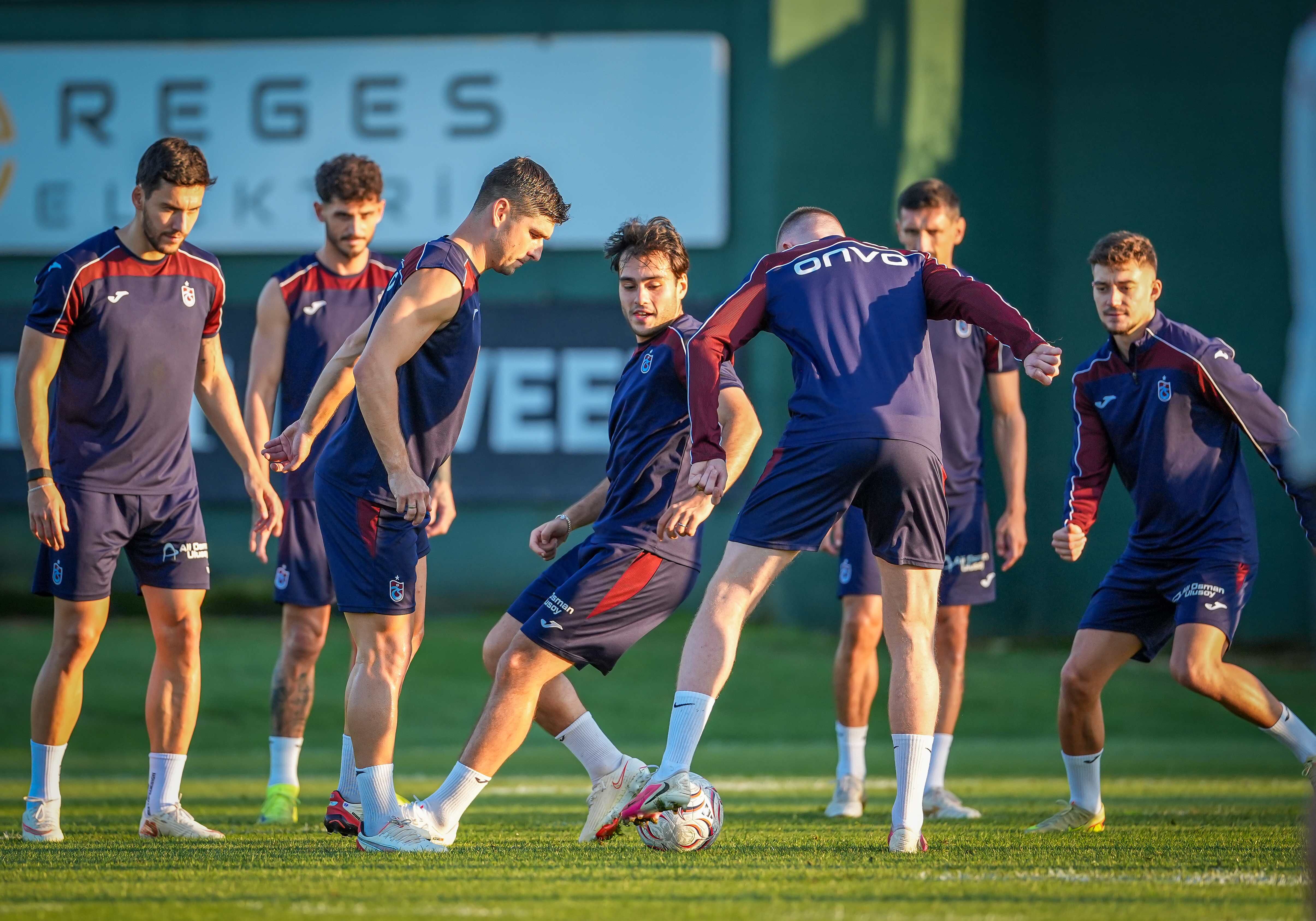 TRABZONSPOR,BAŞAKŞEHİR'E BİLENİYOR