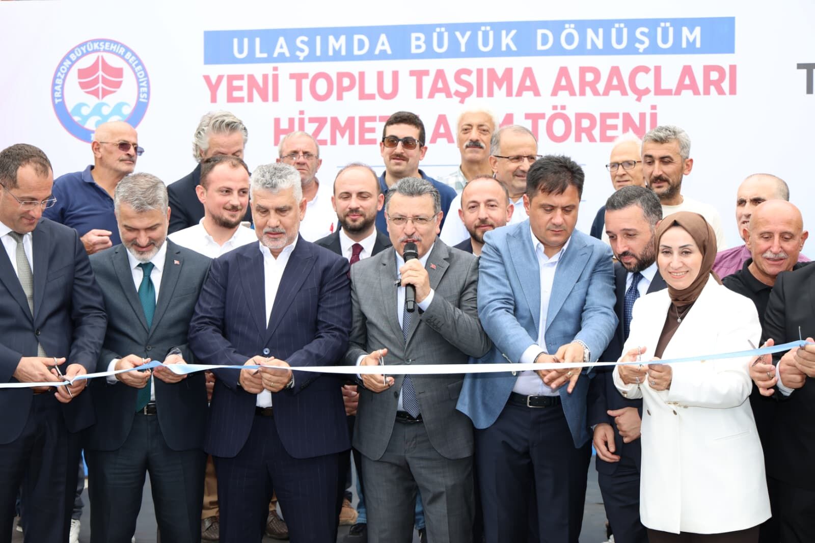 BÜYÜKŞEHİR FİLOSUNA 10 YENİ OTOBÜS