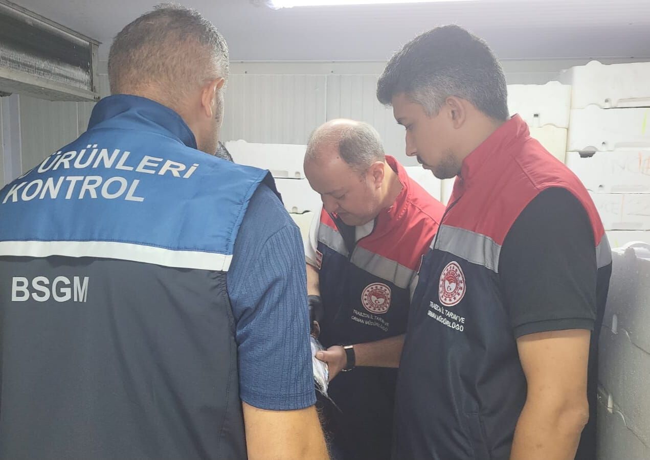 SATIŞ YERLERİNDE TAZELİK VE HİJYEN DENETİMİ YAPILDI