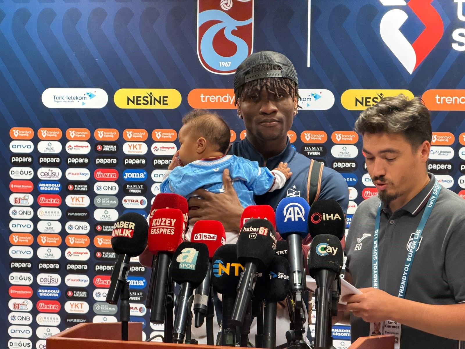 TRABZONSPORLU FUTBOLCULAR BEŞİKTAŞ GALİBİYETİ SONRASI AÇIKLAMALARDA BULUNDULAR