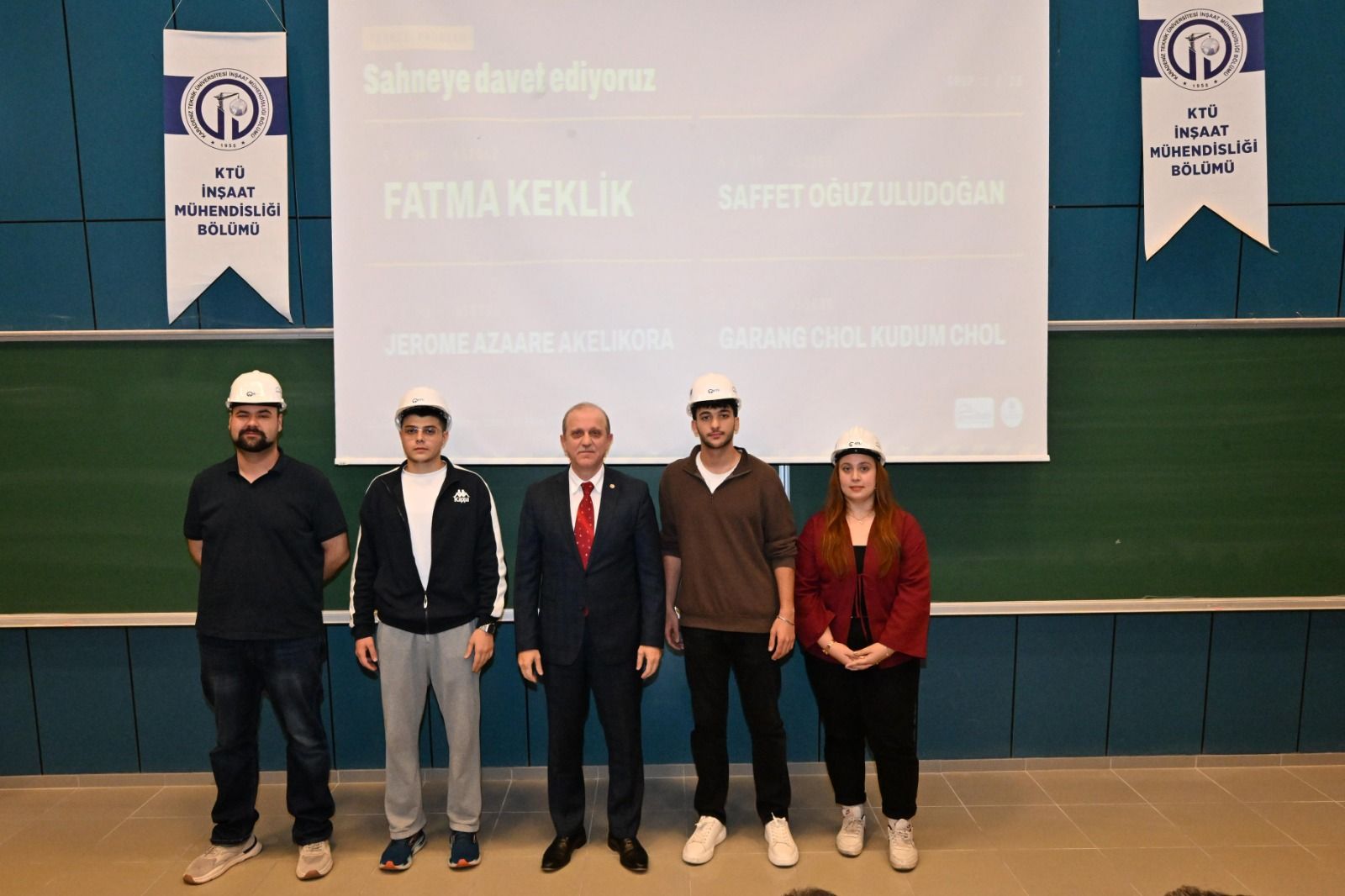 KTÜ İNŞAAT MÜHENDİSLİĞİ BÖLÜMÜ 1. SINIF ÖĞRENCİLERİ BARETLERİNİ TAKTI