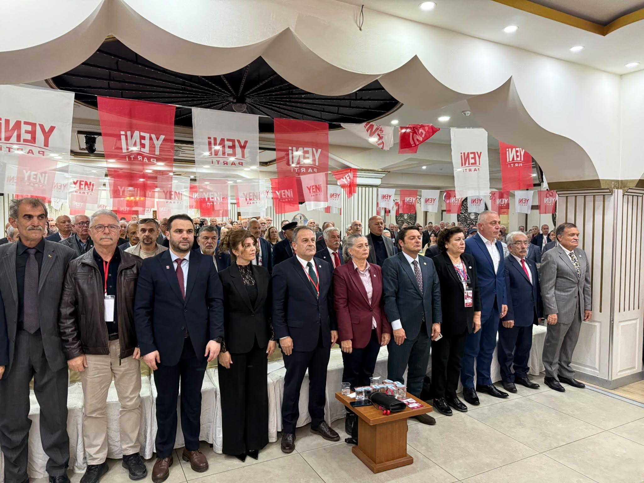 MUSTAFA BAK: "BU MÜCADELE İKTİDAR OLANA KADAR DEVAM EDECEK"