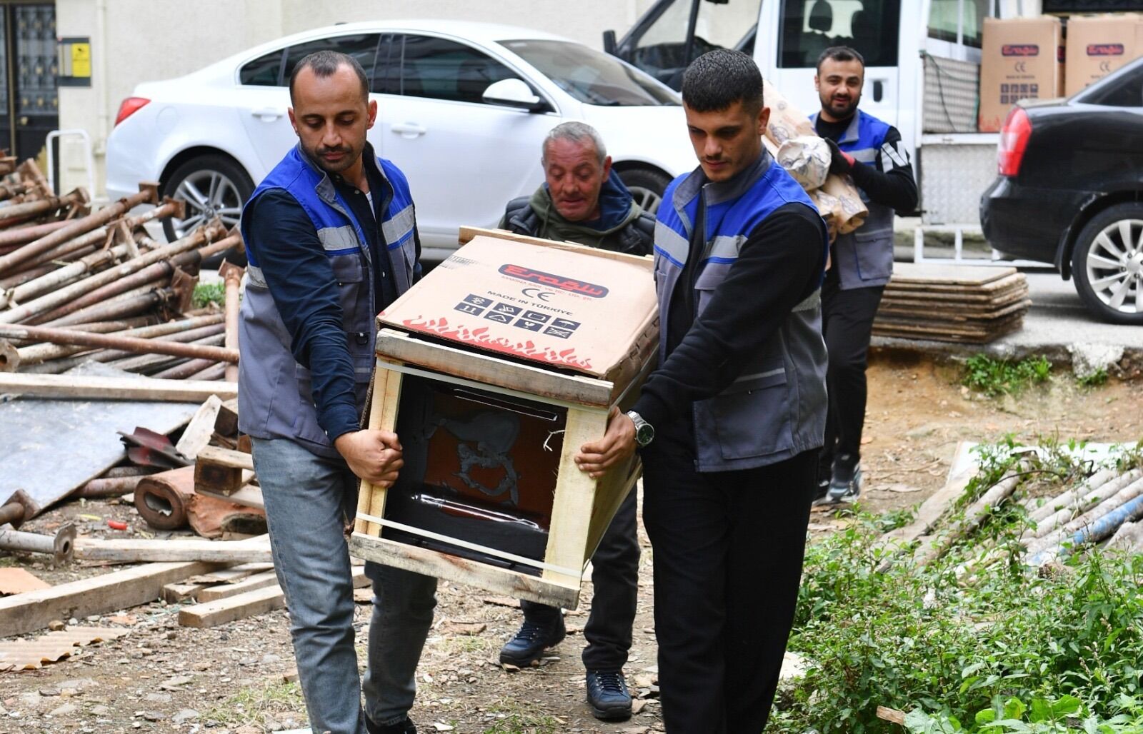 “HERKESİN SIMSICAK BİR YUVASI OLSUN İSTİYORUZ”