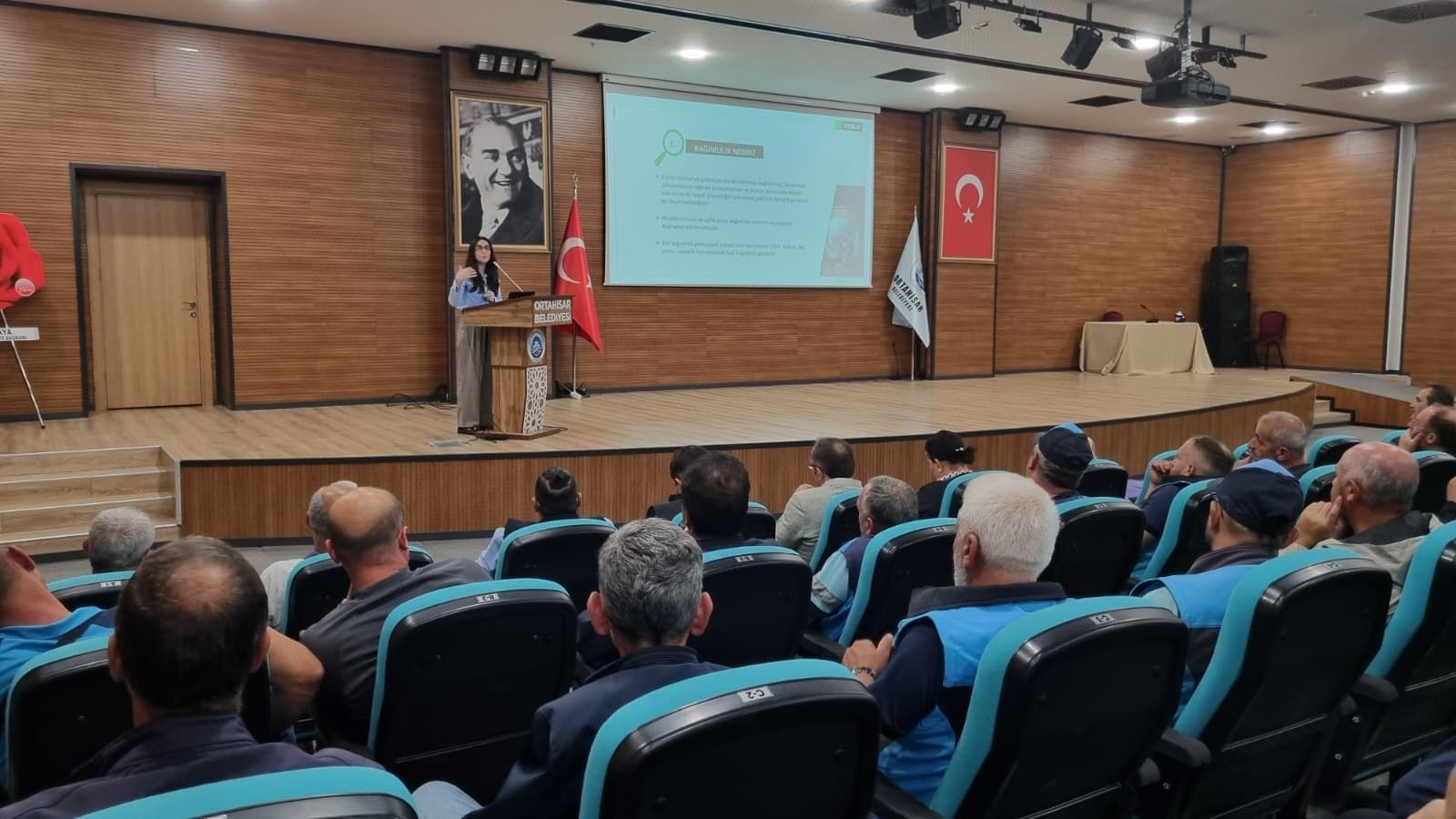 ORTAHİSAR BELEDİYESİ’NDE ‘BAĞIMLILIKLA MÜCADELE’ EĞİTİMİ DÜZENLENDİ